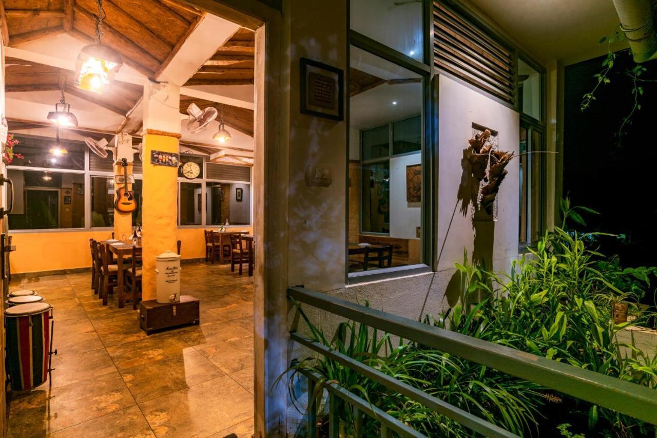 Mistletoe Homestay & Cafe Munnar Zewnętrze zdjęcie