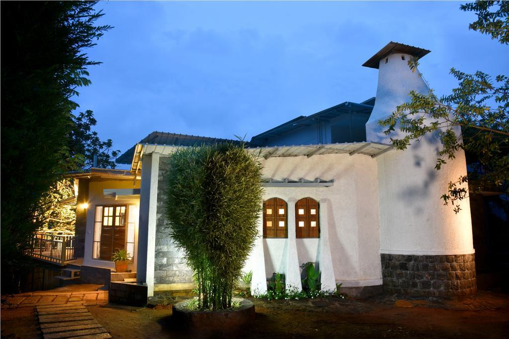 Mistletoe Homestay & Cafe Munnar Zewnętrze zdjęcie