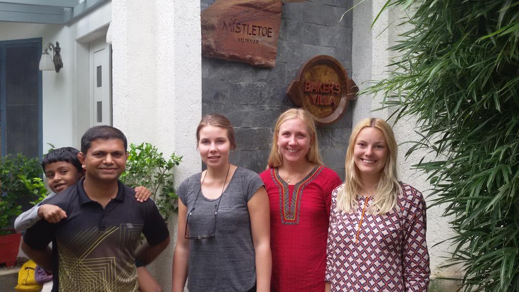 Mistletoe Homestay & Cafe Munnar Zewnętrze zdjęcie