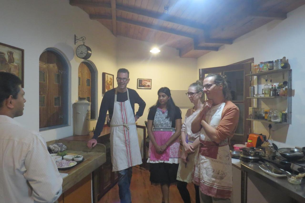 Mistletoe Homestay & Cafe Munnar Zewnętrze zdjęcie