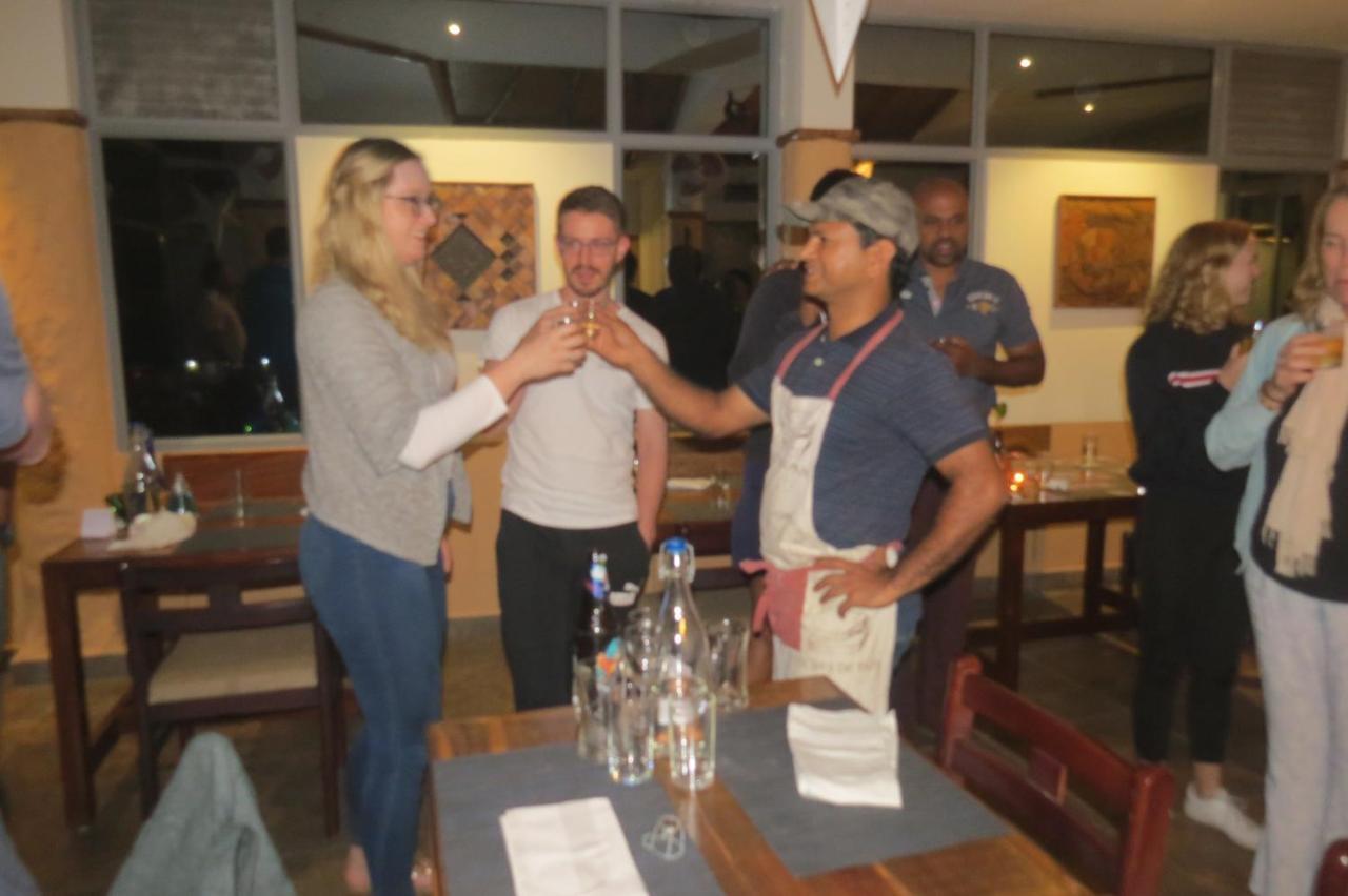 Mistletoe Homestay & Cafe Munnar Zewnętrze zdjęcie